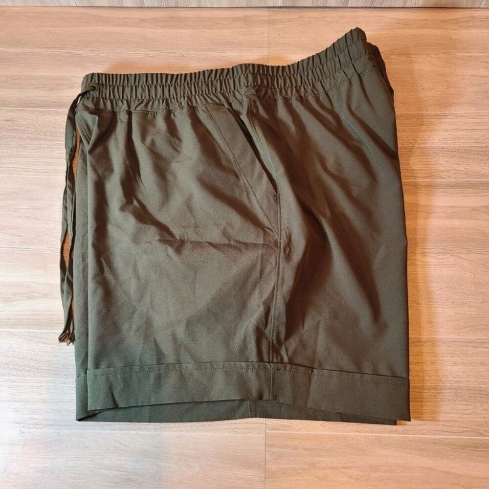 Mondetta Women’s Activewear Shorts Olive Green M Regular Drawstring Athletic